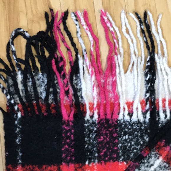 Indigo plaid blanket scarf - Picture 2 of 3